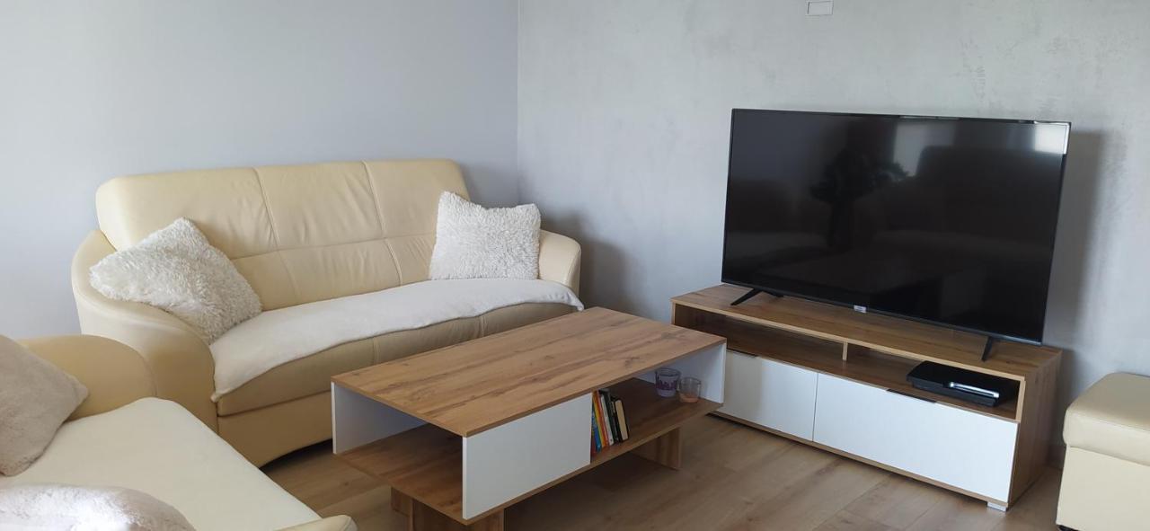 Apartament Z Widokiem ピワ エクステリア 写真